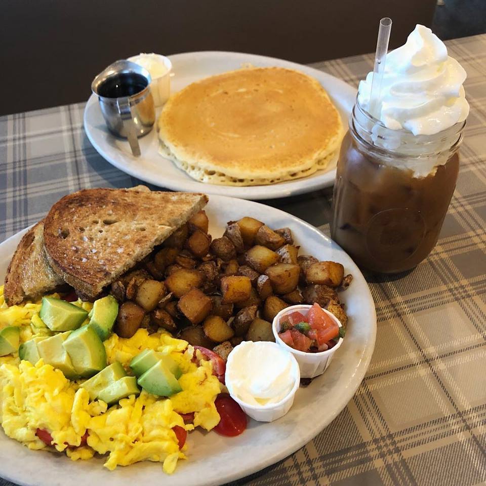 Breakfast at Tina's in Thunder Bay