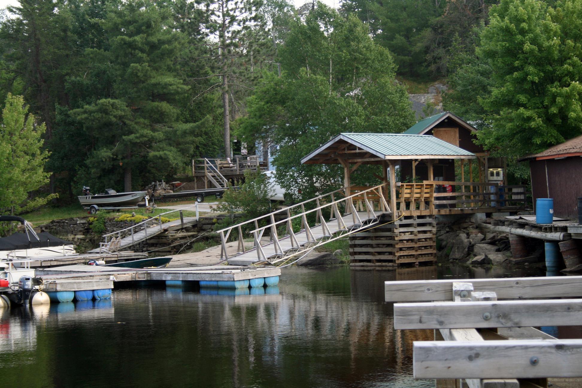 Wolseley Lodge marina