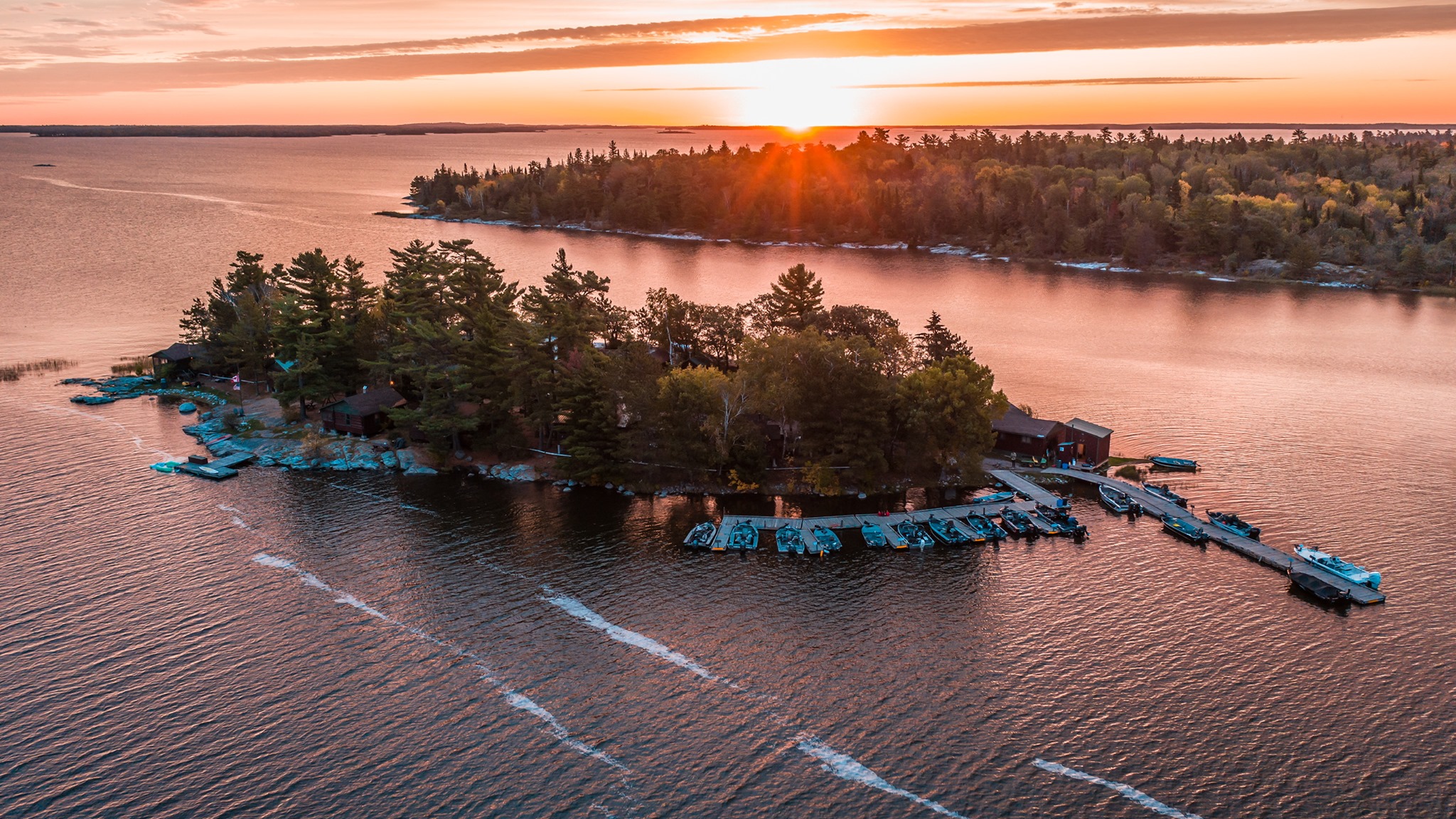 Tamarack Island Wilderness Lodge