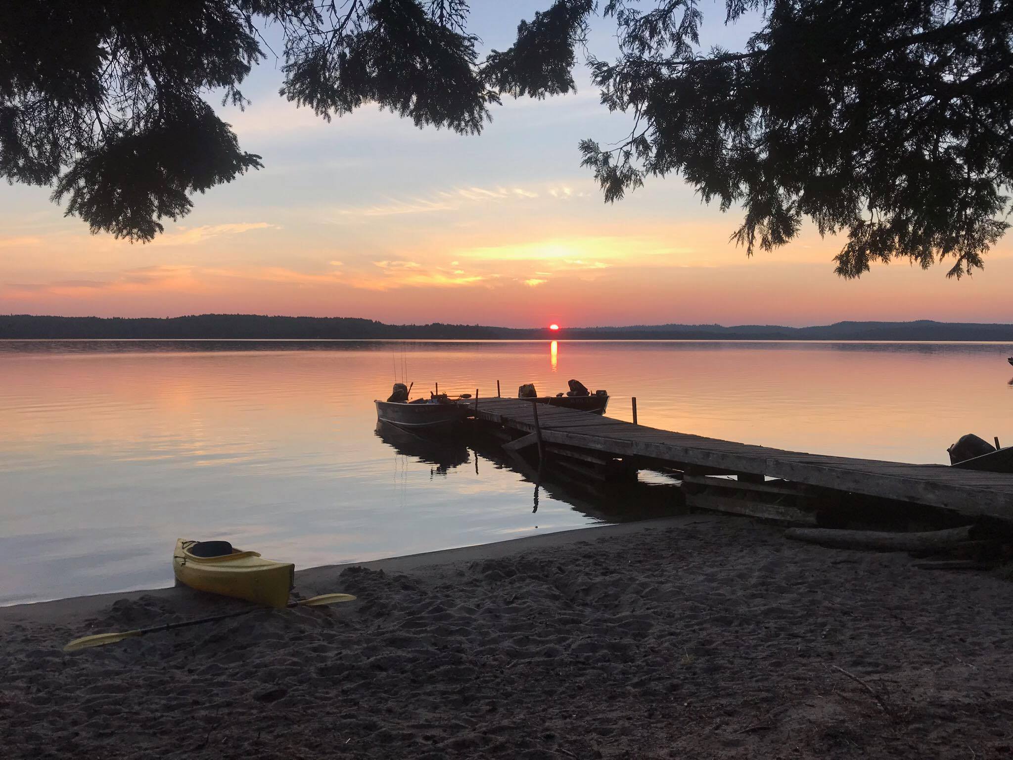 Wassiagomin Lodge pier