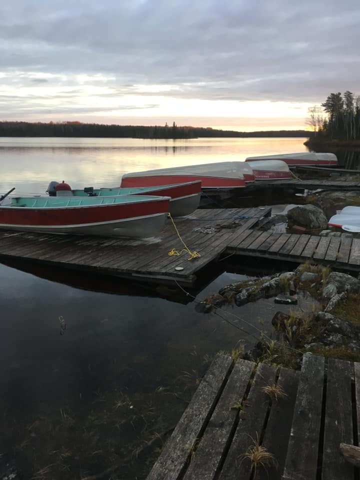 Uchi Lake Lodge dock 