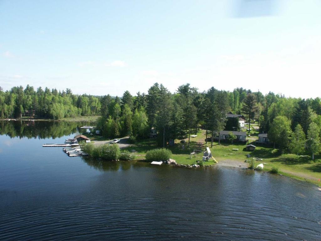 Ravenscroft Lodge aerial