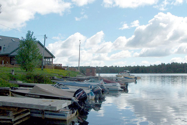 Victoria Lodge docks 