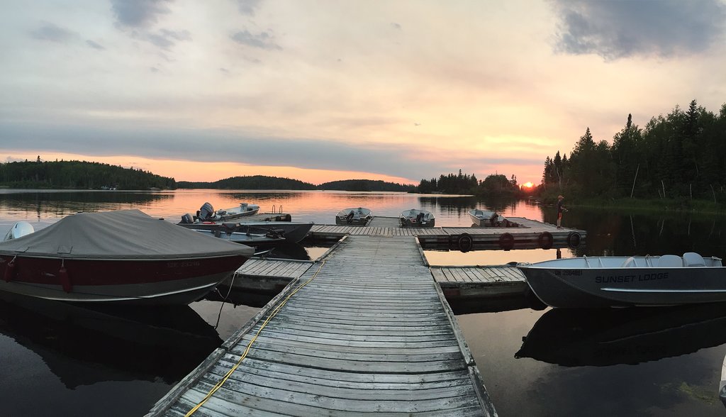 Sunset Lodge on Red Lake docks