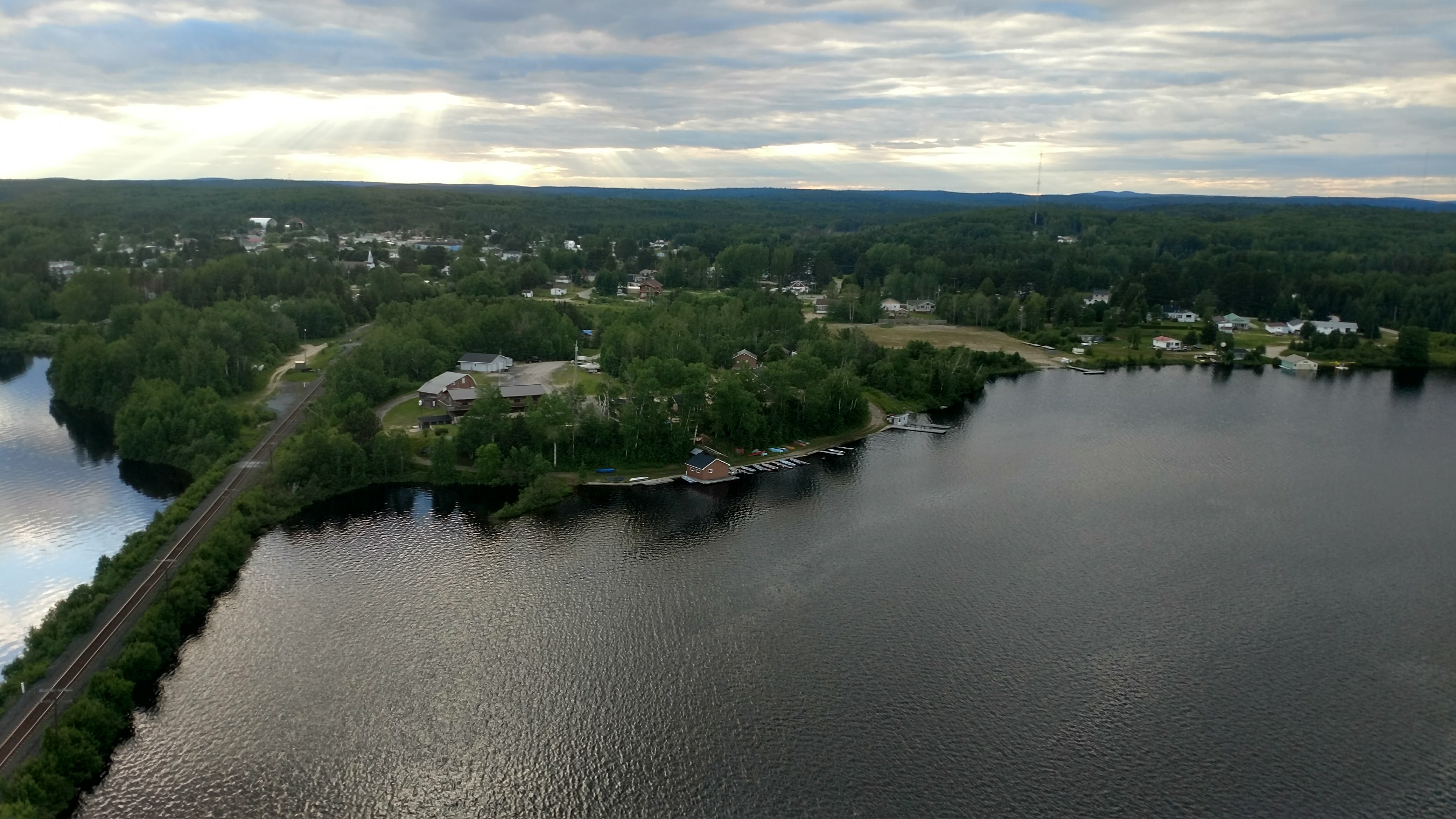 Gogama Waterfront Lodge 