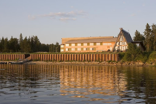 Cree Village EcoLodge