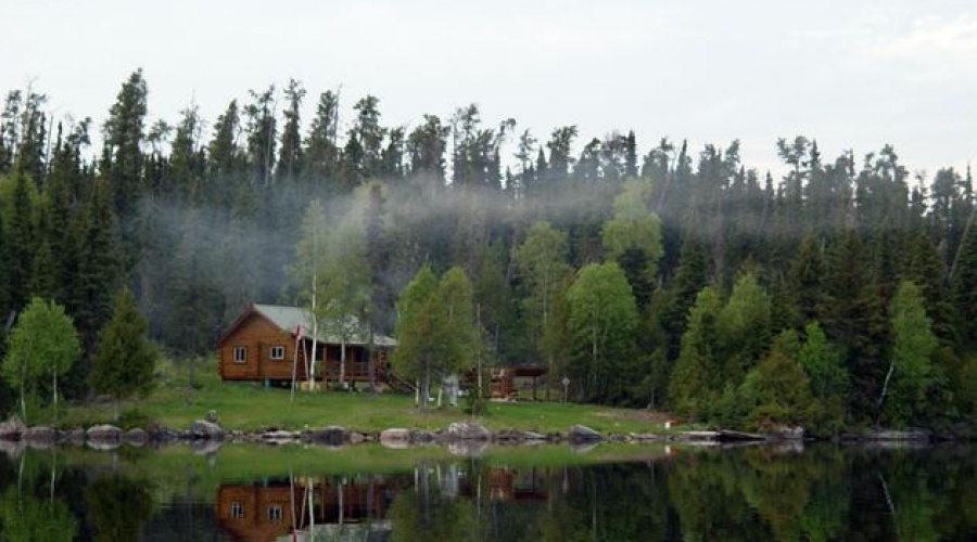 Discovery Lake Lodge