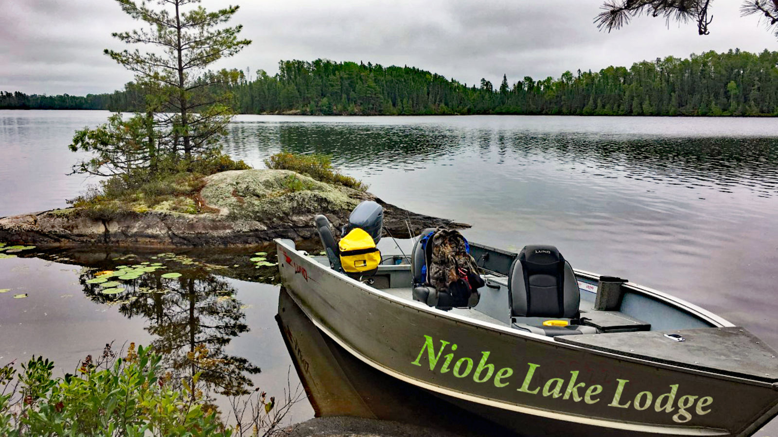 Niobe Lake Lodge boat