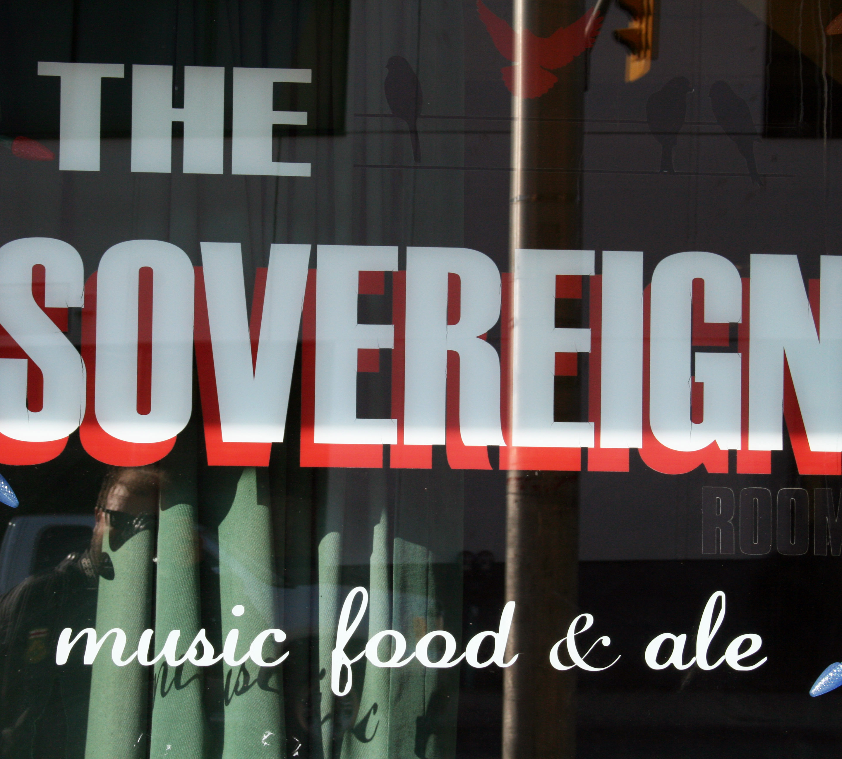 the sovereign bar and restaurant sign thunder bay 