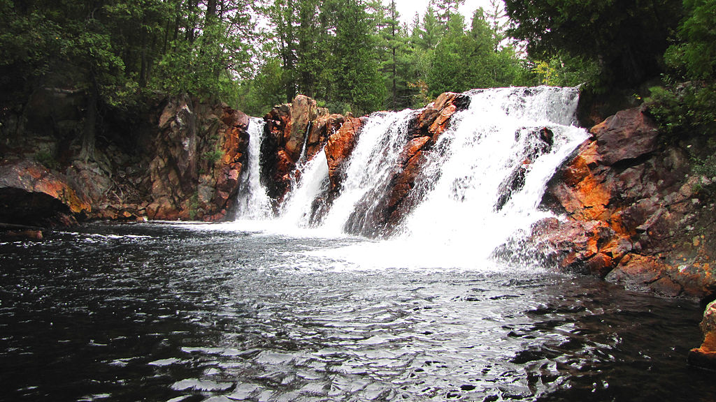 Paradise Lagoon Chiniguchi Northeastern Ontario