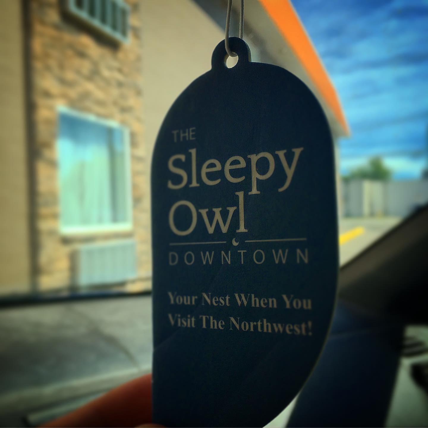 Sleepy Owl tag and front