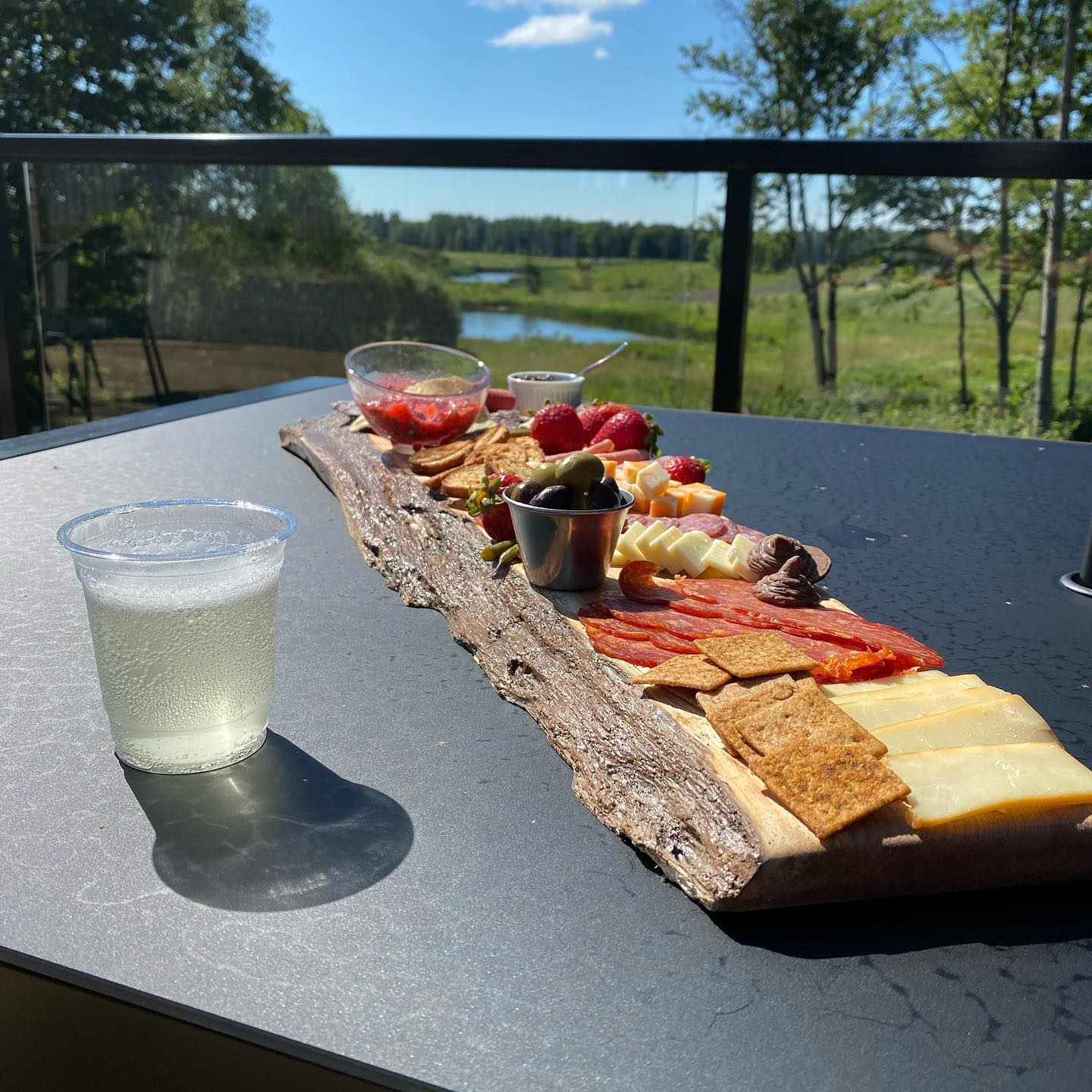 thomson farms wine barn and patio