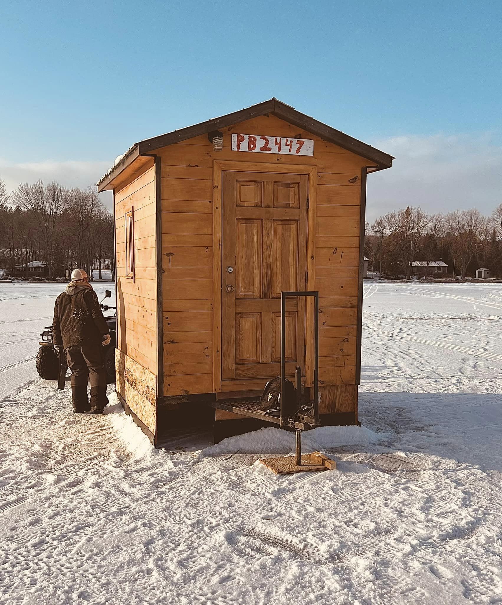 finnaddicts ice hut