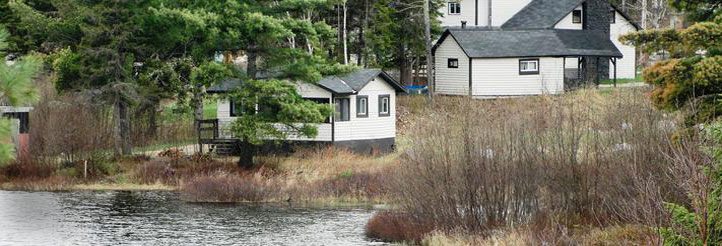 cabins on lake