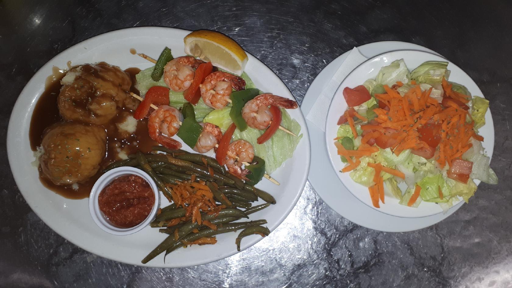 Shrimp and veggie dinner with a salad