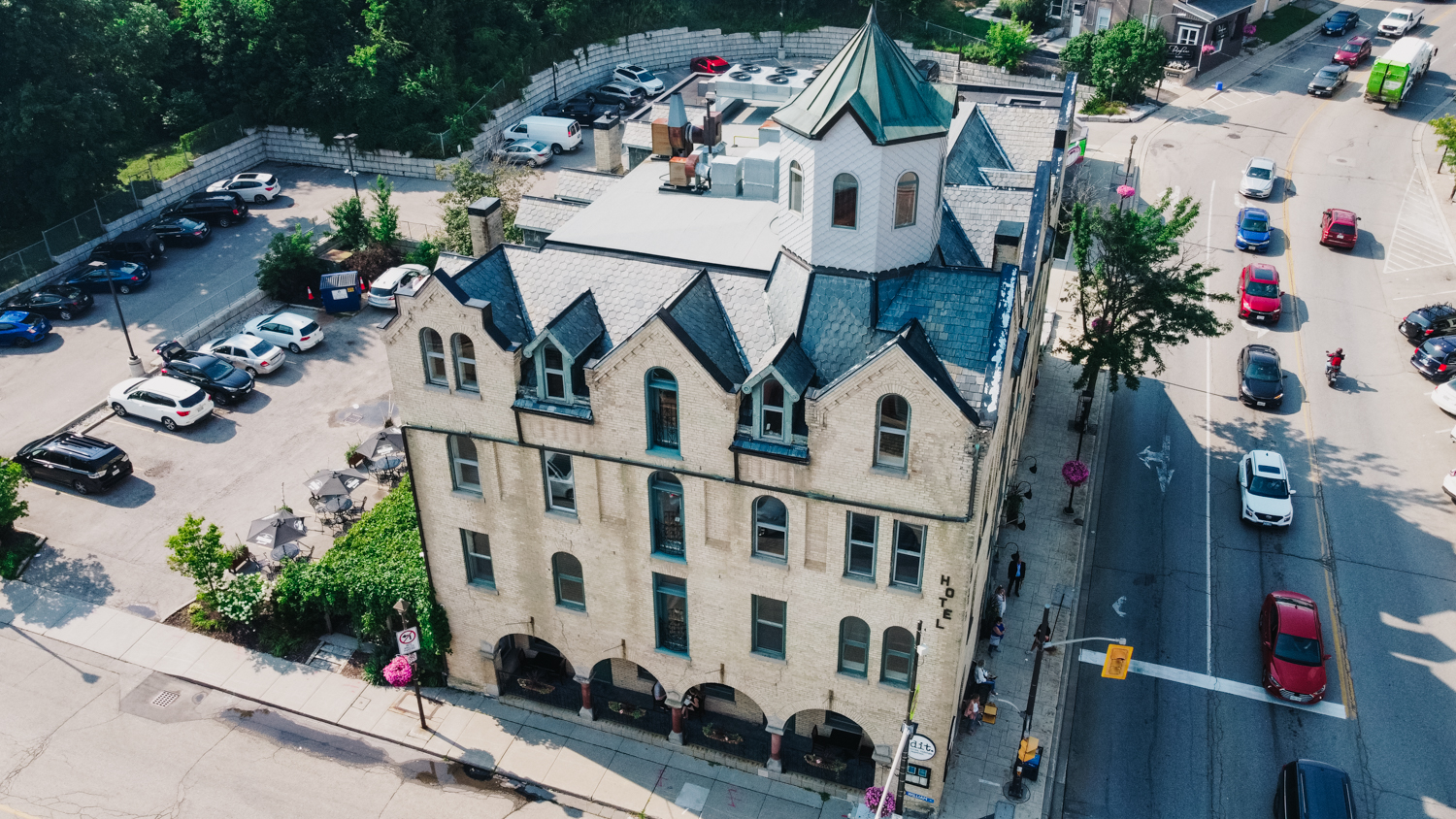 arlington hotel from above