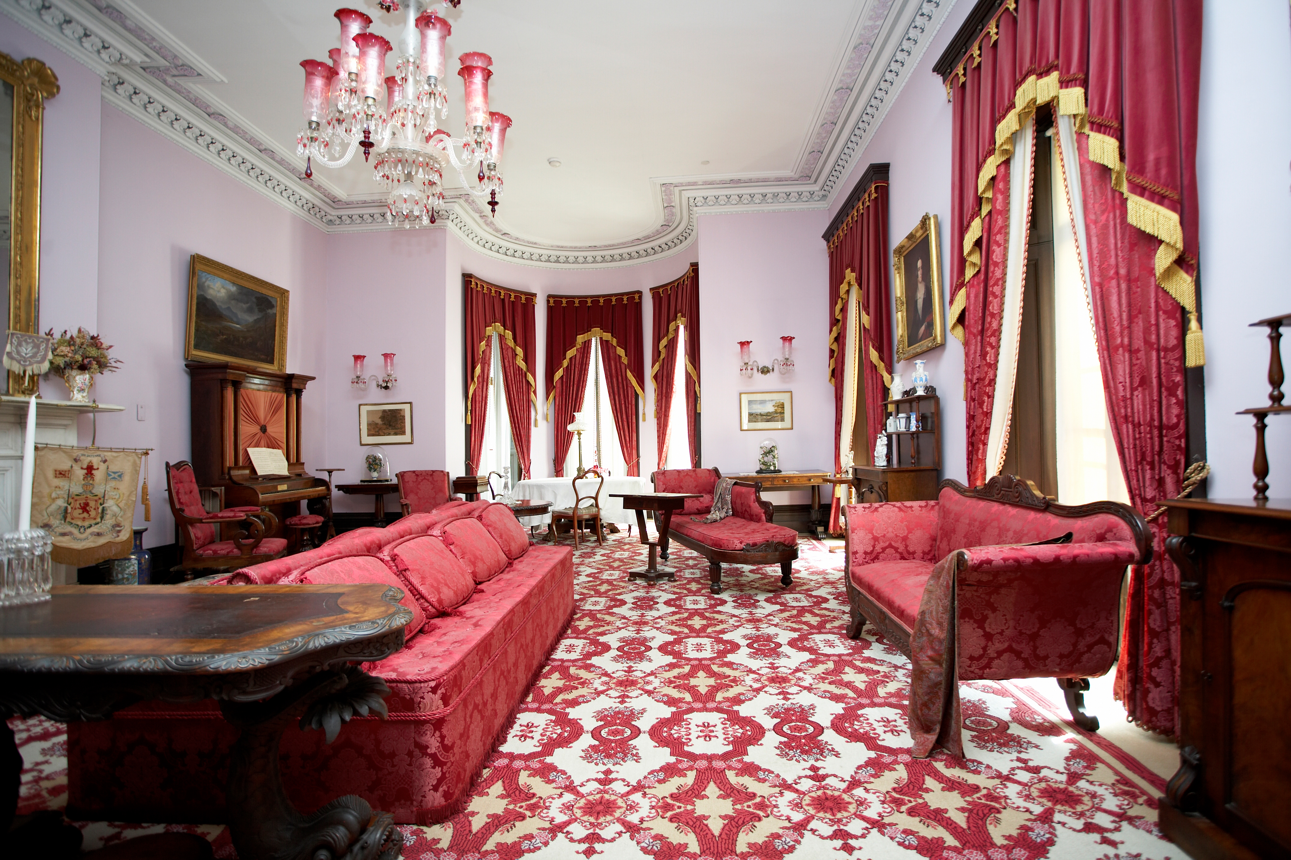 dundurn castle