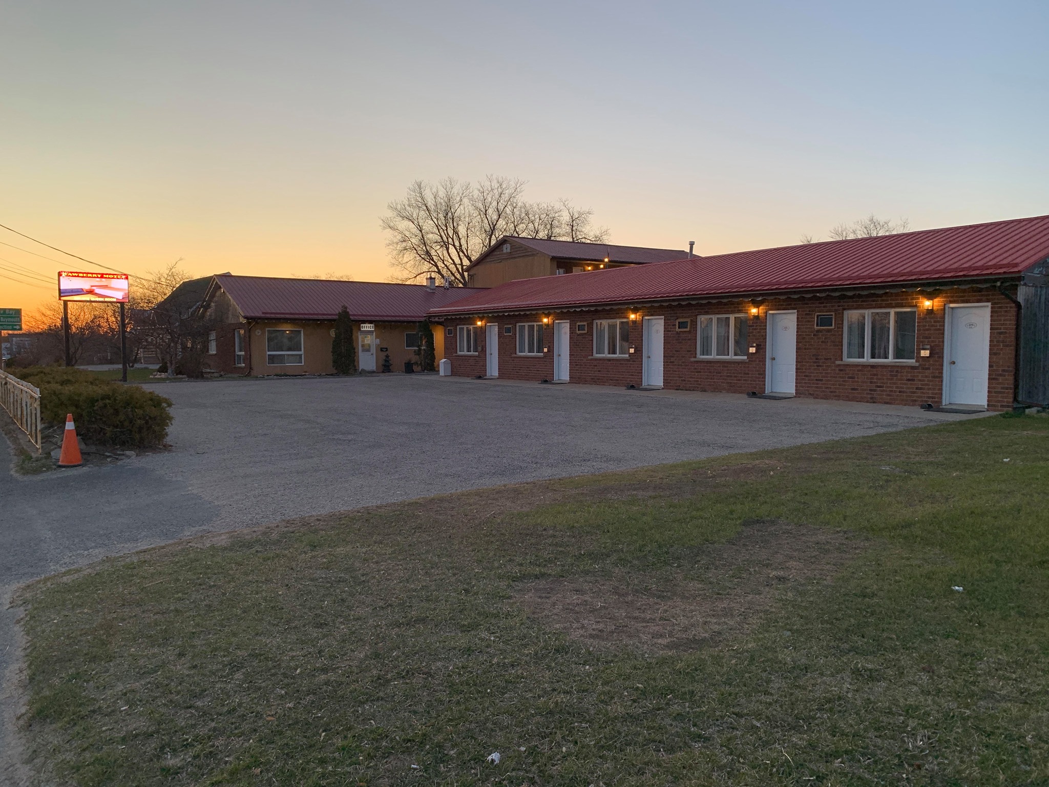 Exterior of motel at dusk