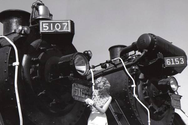 Black and white picture of locomotives