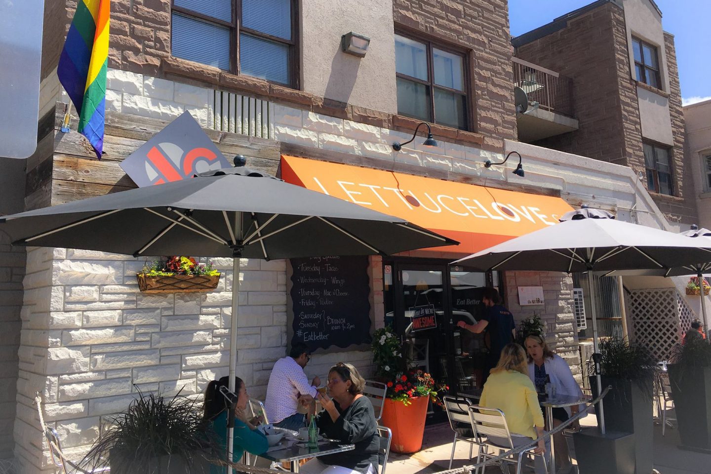 exterior and cafe of Lettuce Love Cafe in Burlington