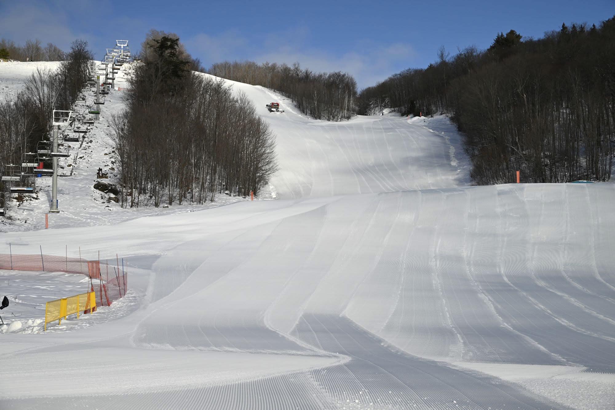 Ski hill and lift