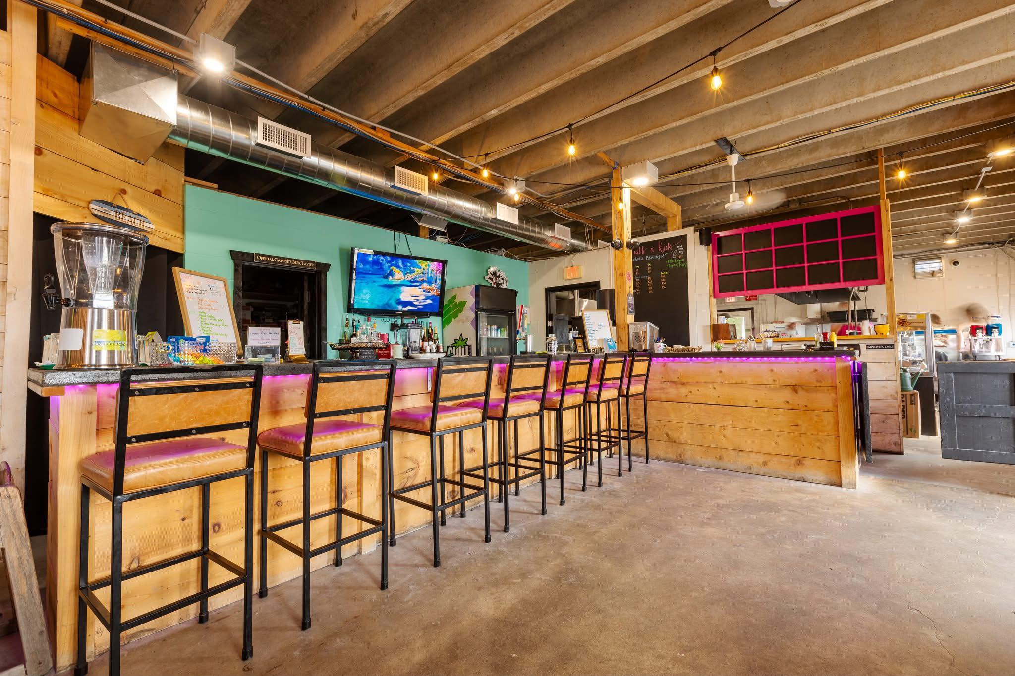 La Briza restaurant across from Provincial Beach in Port Bruce