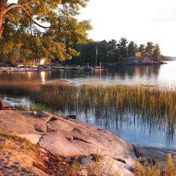 Sunset Cove Lodge beach