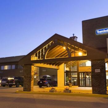 Travelodge Thunder Bay exterior