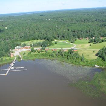 Huber's Lone Pine Lodge aerial