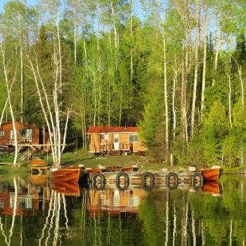 Meta Lake Lodge