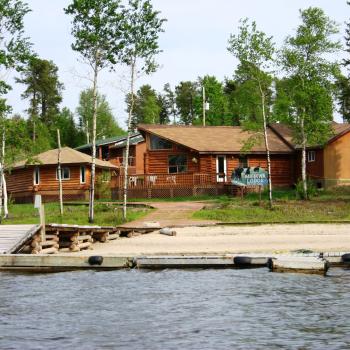 Mahkwa Lodge