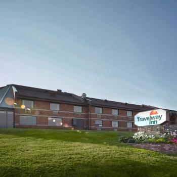 Travelway Inn Sudbury exterior