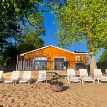 The Finch Beach Resort - North Bay