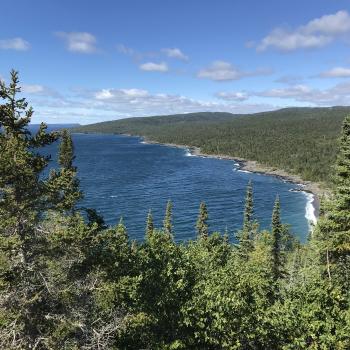 Schreiber Beach and Picnic Table Lookout