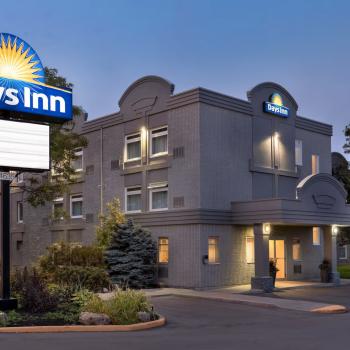 Days Inn By Wyndham Toronto West Mississauga