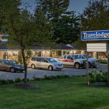 evening at Travelodge by Wyndham Bracebridge