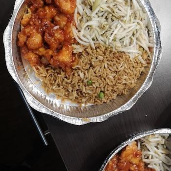 Chinese food in take out containers