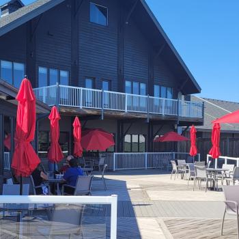 Outdoor patio at Cliffhanger Restaurant