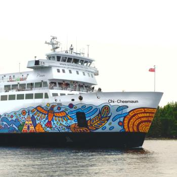 chi cheemaun ferry in the water