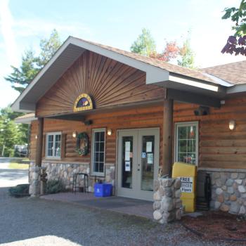 Front entrance to lodge