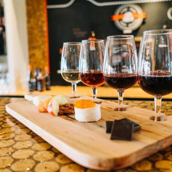 flight of wines and cheese at Ridge Road Estate Winery Stoney Creek Ontario